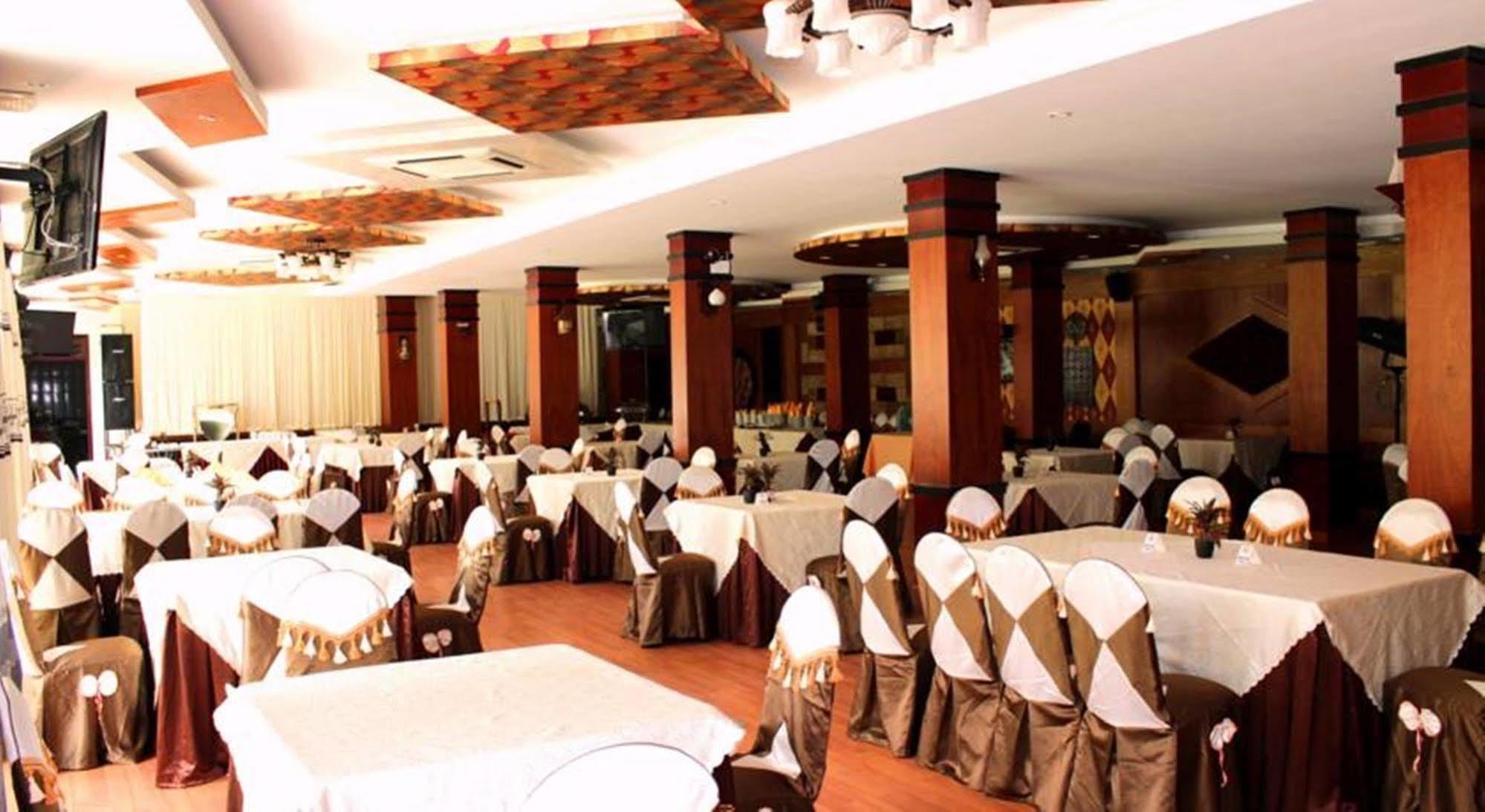 Cuu Long Hotel Cần Thơ Extérieur photo